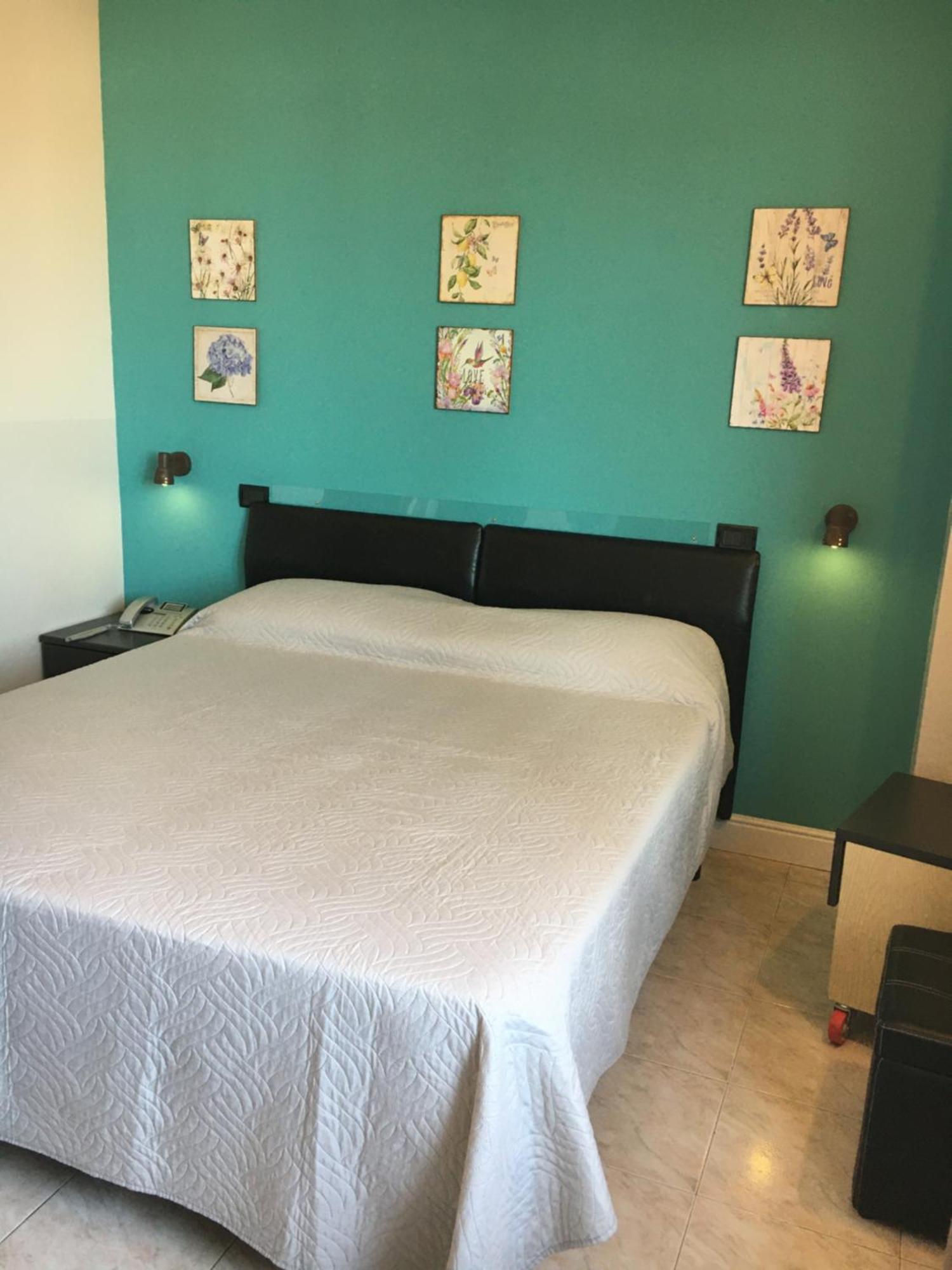 Hotel Milano San Giovanni Lupatoto Zimmer foto